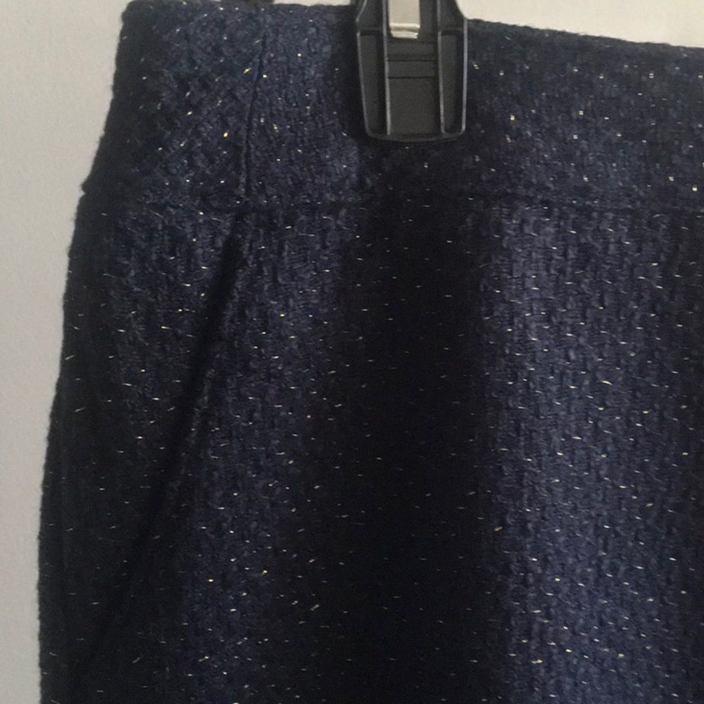 Cute Navy Blue Tweed Skirt - Picture 4 of 7